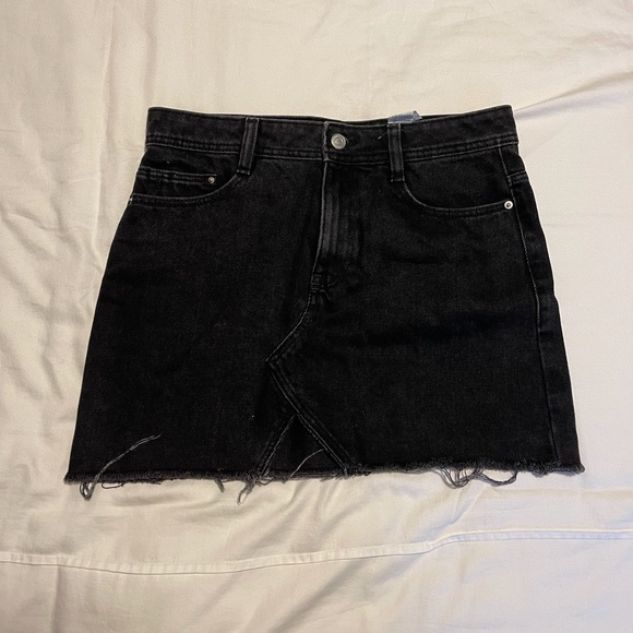 Zara Dresses & Skirts - Zara Black Denim Skirt Size Small